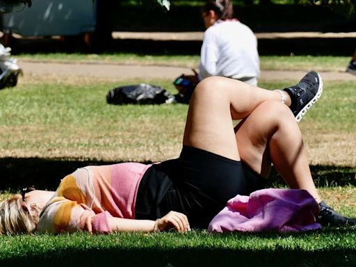 Met Office weather: Bristol to melt in 27C heat as UK set for 'temperature boost'