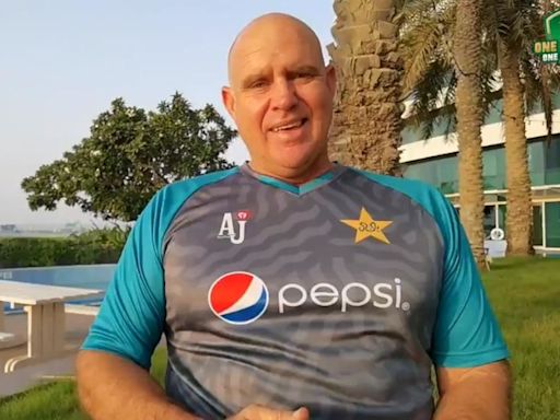 Mitchell Starc produced ‘ball of the IPL’, Sunil Narine ‘best player’ for Kolkata Knight Riders: Matthew Hayden