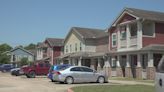 Orange renter asking apartment complex to fix the problems in her unit