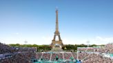 Versalles, la Torre Eiffel y una isla a 15.000 kilómetros de Francia: las impresionantes sedes que tendrá París 2024 - La Tercera