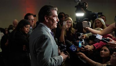 Complaint accuses California Senate candidate Steve Garvey of failing to disclose income