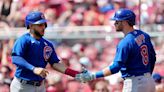 Eighth-inning barrage powers Cubs to 15-7 rout of Reds, splitting critical 4-game series