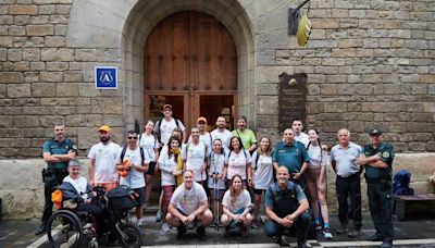 Una docena de personas con discapacidad salen desde Pamplona para hacer el Camino de Santiago Francés hasta Logroño