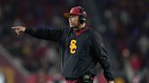 USC tries to swipe 2024 safety Myles Davis from Texas