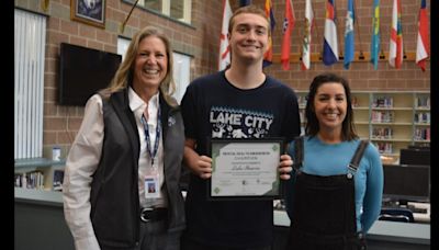 Lake City High School student wins mental health awareness award