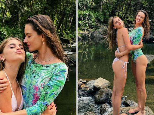 Alessandra Ambrósio posa com a filha durante mergulho em cachoeira no Havaí