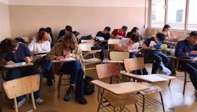 El gobierno bonaerense decidió que los alumnos de las escuelas secundarias no repitan el año