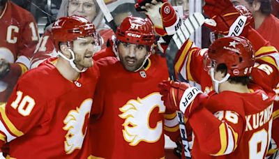 Nazem Kadri scores twice in third period to rally Flames to 6-5 win over Coyotes