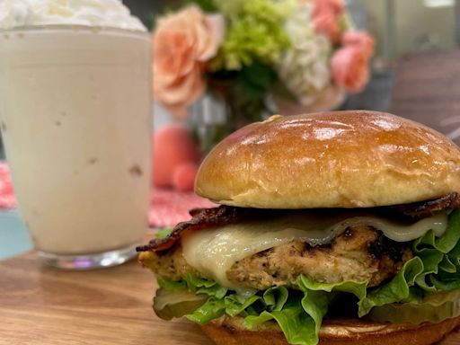 Chick-fil-A has a new chicken sandwich. Here's how it tastes.