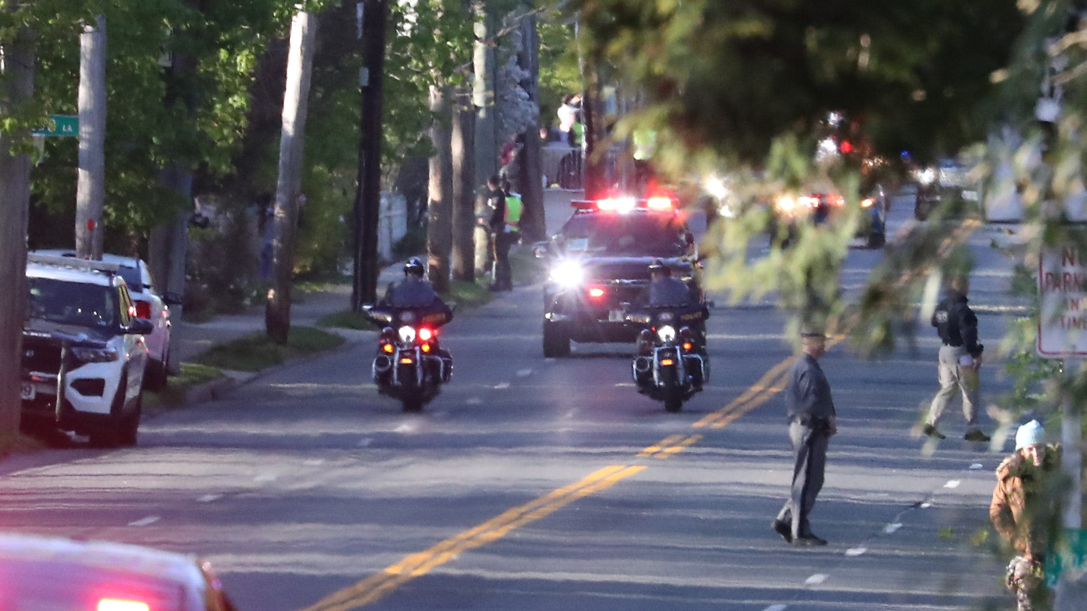 President Biden arrives in Irvington for fundraiser