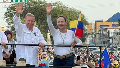 María Corina Machado, sonriente al hablar de resultados de elecciones: “Es emocionante”