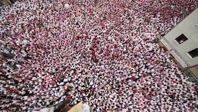 Pamplona, preparada para dar inicio este sábado a 204 horas de fiesta ininterrumpida con los Sanfermines