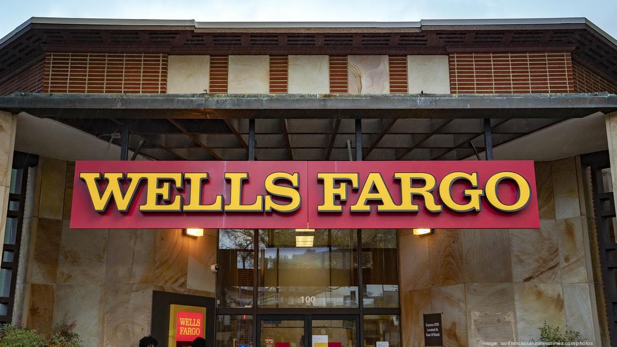 Wells Fargo sees warning lights flashing for economy - San Francisco Business Times