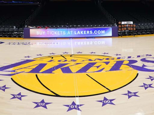 Los Angeles Lakers Player Reportedly Makes Decision On NBA Future
