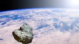 Skyscraper-Sized Asteroid Will Pass by Earth This Weekend at Half the Distance of the Moon