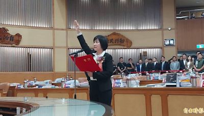 石一佑今早補宣誓就職新北市議員 下午就要上工質詢侯友宜