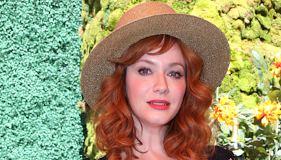 Christina Hendricks Reenacts Her Wedding for Her Mom Battling Alzheimer’s