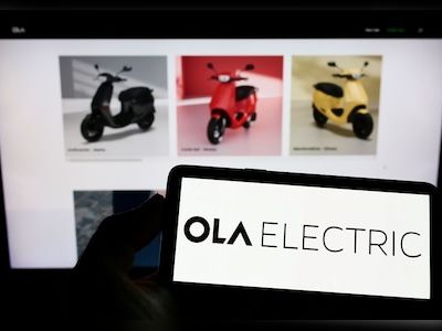 Ola Electric likely to set a valuation of $4.5-5 billion for its IPO - CNBC TV18