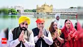 Punjab CM and Governor visit Golden Temple for prayers | Chandigarh News - Times of India