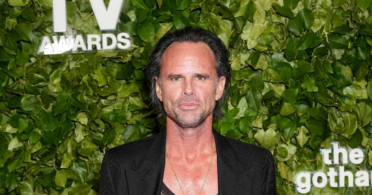 Walton Goggins Reveals Eye-Popping 'White Lotus' Hotel Bill He Got After Filming