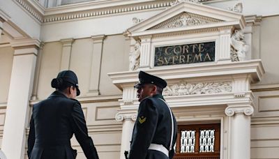 Suprema mantiene a ministro Carroza como integrante de la Comisión de Ética y sólo se deberá inhabilitará en el caso de sus chats con el juez Poblete - La Tercera