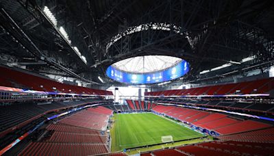 La cancha del Mercedes-Benz Stadium pasa la prueba... por ahora