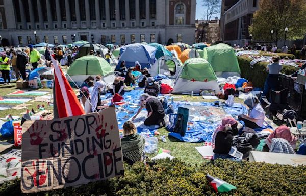 Columbia University sets midnight deadline for talks to dismantle protest encampment