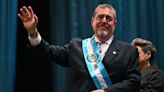 Las 5 cosas que debes saber este 15 de enero: Bernardo Arévalo es ungido presidente de Guatemala