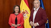 La ministra de Defensa recibe al presidente del Comité Olímpico Español