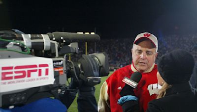ESPN plays chess with College Football Playoff media strategy