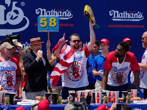 With Joey Chestnut out, Patrick Bertoletti wins Nathan's hot dog eating contest