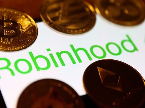 SEC crypto crackdown continues with Robinhood as lawsuit looms