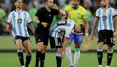 Un árbitro chileno para la semifinal de Copa América entre Argentina y Canadá