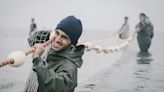 ‘Empty Nets’ Review: An Involving Iranian Drama About Diving Deep to Climb the Class Ladder