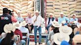 Gobernador de Durango entrega 120 toneladas de semilla de avena