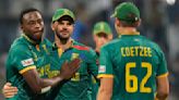 Quinton de Kock's century leads South Africa past Bangladesh at the Cricket World Cup