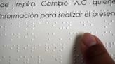 Presentan en Oaxaca la primera cartilla informativa sobre VIH elaborada en sistema braille