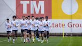 El Valencia se entrena a la espera de sus ocho internacionales