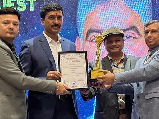 Singareni CMD Balaram receives “Tree Man of Telangana” award