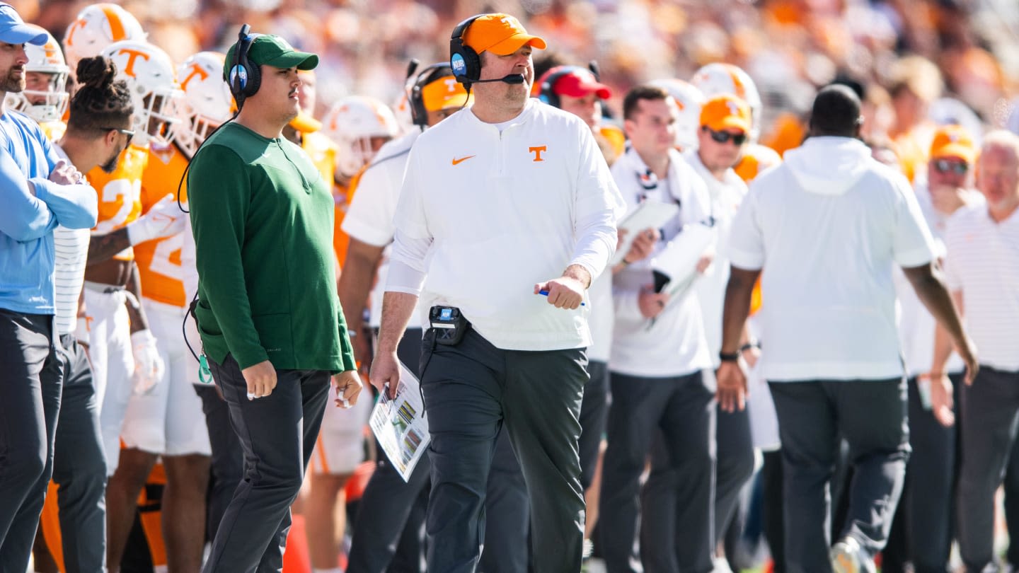 Tennessee Predicted to Narrowly Miss Playoff