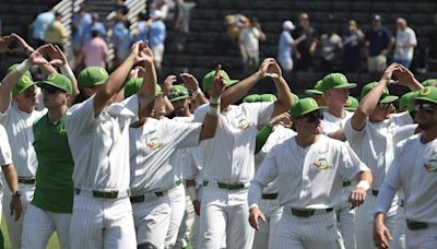 Oregon Ducks baseball prepares for their upcoming games in the Santa Barbara NCAA Regional Tournament.