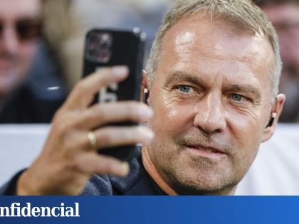 Quién es Hansi Flick, el nuevo entrenador que dirigirá el Barcelona tras el despido de Xavi