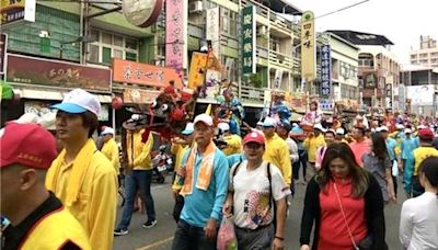 學甲香蜈蚣陣防「罷扛」再發生 廟方今年增加30備用人力 - 生活