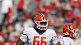 Report: Colts met with Illinois OL Jordyn Slaughter