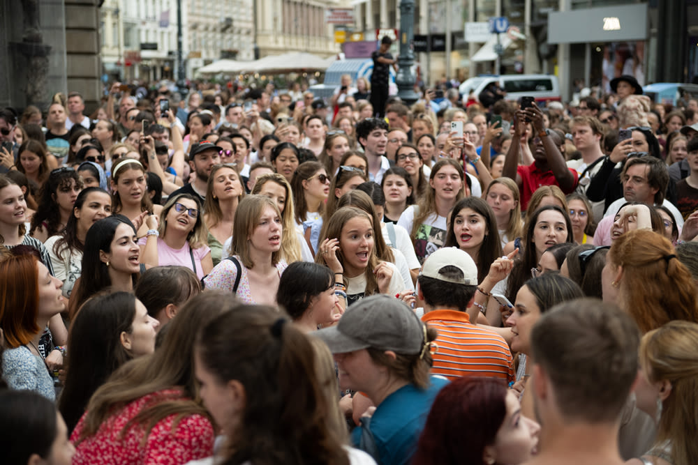 Taylor Swift Fans Sing in Vienna Streets After Canceled Eras Tour Concert: ‘Swifties Are Resilient’