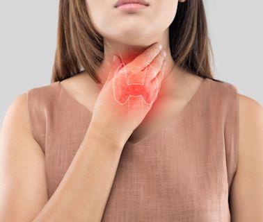 喉嚨痛、脖子腫是感冒嗎？原來是「甲狀腺炎」惹禍，女生比男生風險高5~10倍！甲狀腺炎QA一次看 | 蕃新聞