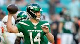 Siemian será el quarterback titular de Jets ante Commanders; Wilson no supera protocolo de conmoción