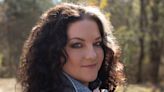Ashley McBryde to Take ‘A Few Weeks’ Off the Road Due to Personal Reasons