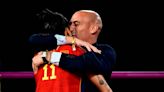 Tras ensuciar el Mundial femenino, Luis Rubiales pasa a ser un paria en el fútbol español