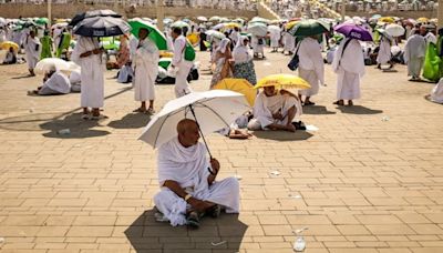 Mecca’s heat claims pilgrims’ lives as Hajj coincides with scorching summers of Arabia